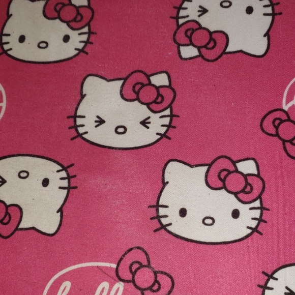 Hello Kitty dress. - Picture 2 of 4